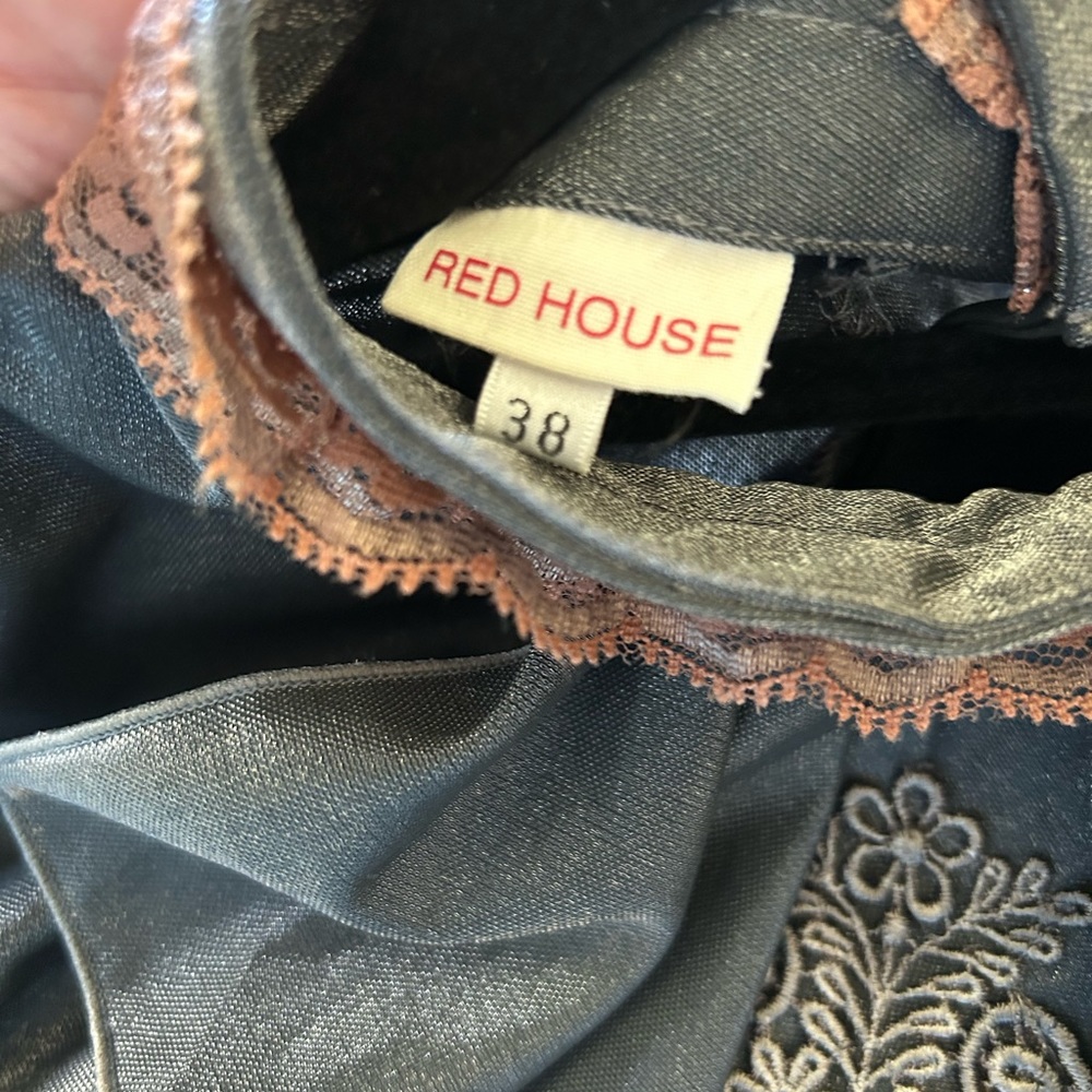 Red House Vintage Style Gray blouse with laced scalloped collar.Size 38 (Sm.4/6) - Picture 4 of 10